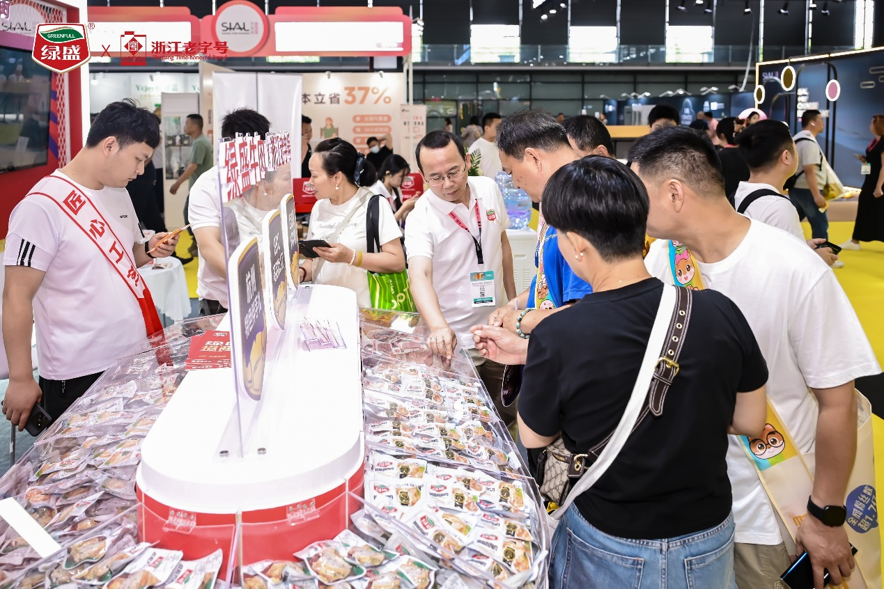 綠盛西雅展上演“老字號新爆點”,簽約熱度持續攀升
